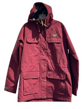 L.L. Bean Women's Hooded  parka Utility OutdoorJacket in Burgundy red M
